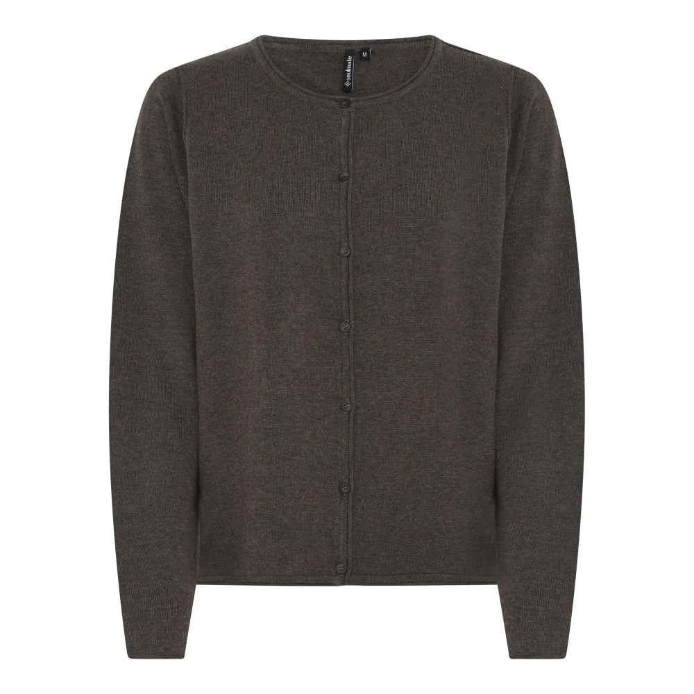 Bolsi 1 -neulostakki Soulmate – pehmeä ja ajattoman tyylikäs neule arkeen