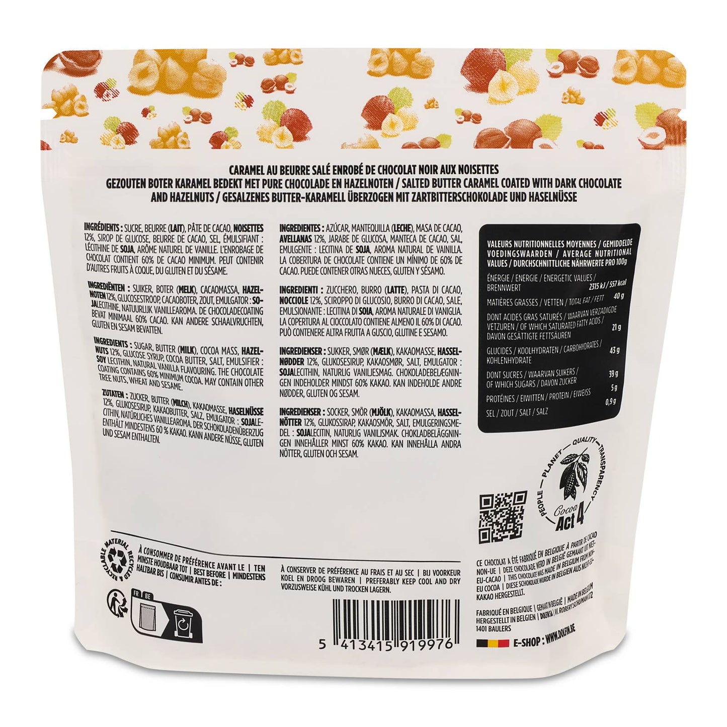 Ylellinen tumma suklaa, jossa rapeat hasselpähkinät ja luonnollinen vanilja luovat täydellisen ylellisen makuelämyksen.