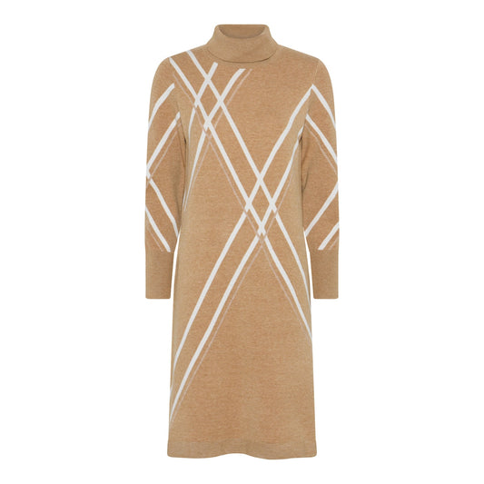 Hot Stripe Knit -neulemekko korkealla kauluksella. Moderni ja samalla klassinen malli.