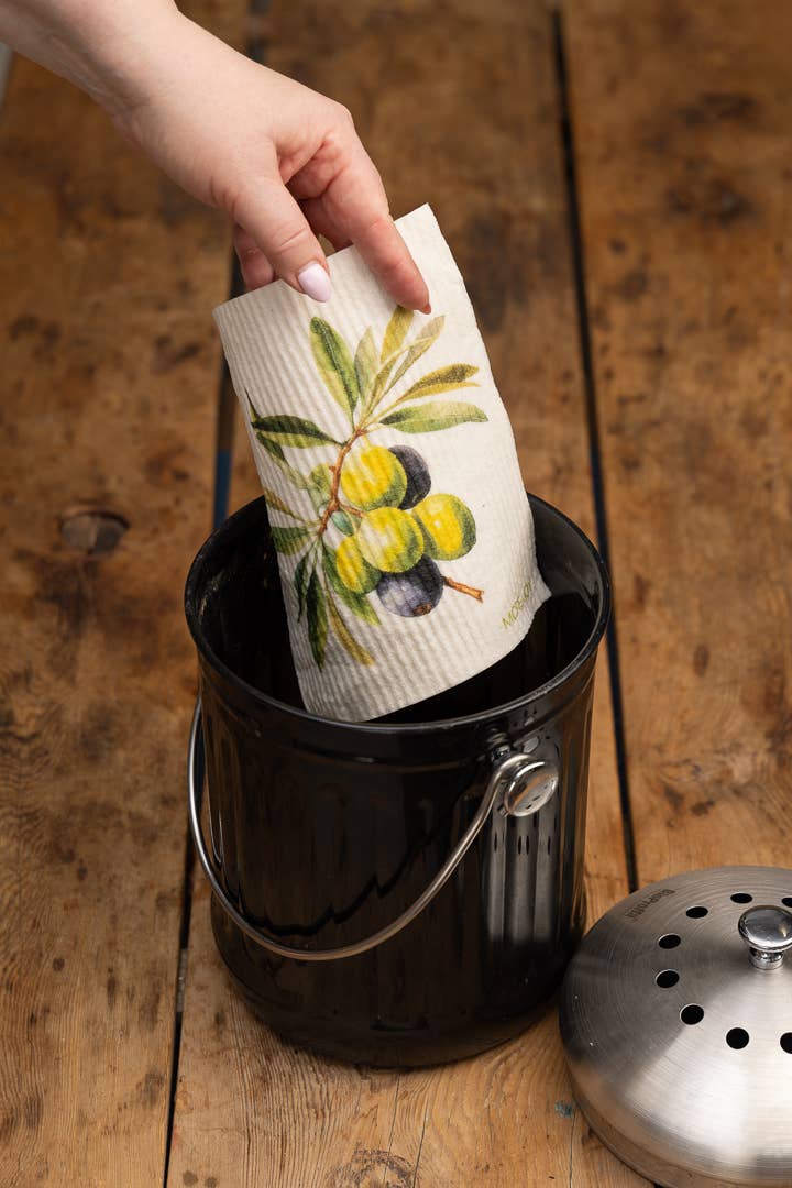 Design tiskirätti Oliivit – ekologinen ja kompostoitava tiskirätti