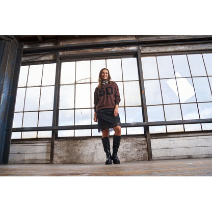 MARTA Geyser pitsihame naisellinen hame ilmavalla materiaalilla ja pitsiyksityiskohdilla, pehmeä alushame ja joustava vyötärö – arkeen ja juhlaan.