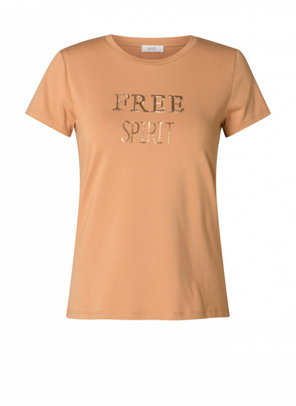 Gianina T-paita Free Spirit tekstillä, rento regular-fit, pehmeä materiaali ja iloinen teksti, monikäyttöinen arkeen