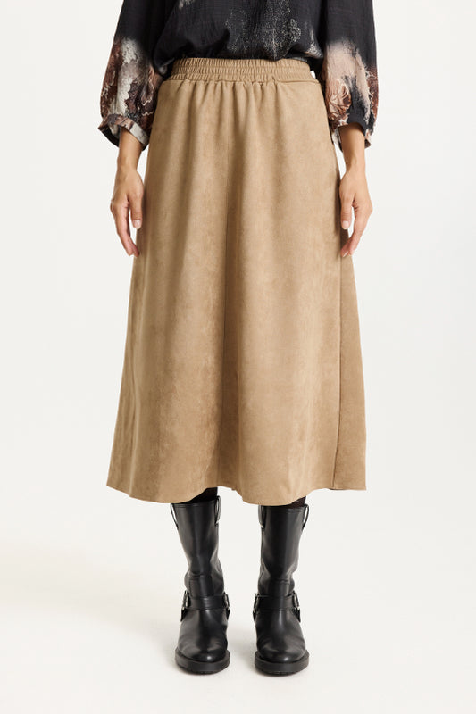 Naisten Gudrun pitkä hame iN FRONT, joustava ja pehmeä kangas, kuminauhavyötärö ja taskut, monikäyttöinen arkeen ja vapaa-aikaan.