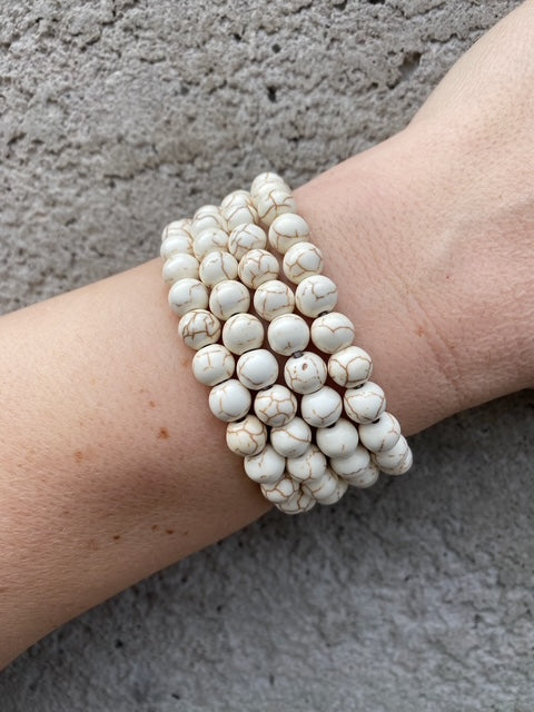 Mix by Heart -helmirannekoru, jossa klassiset hohtavat helmet.