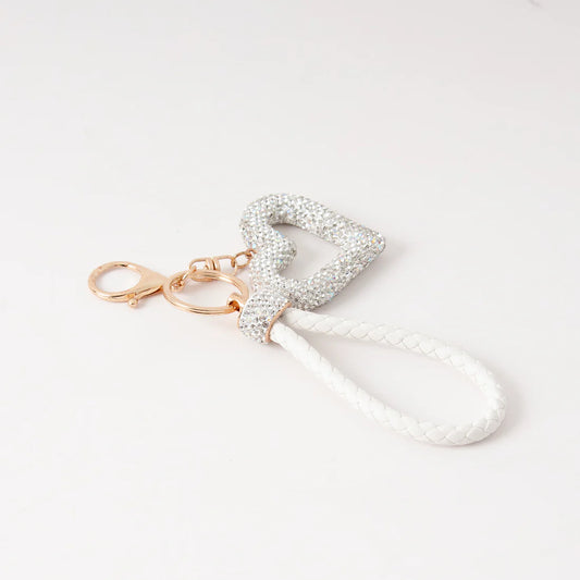 Säihkyvä  Sydän laukkukoru strasseilla ja kullanvärisillä yksityiskohdilla