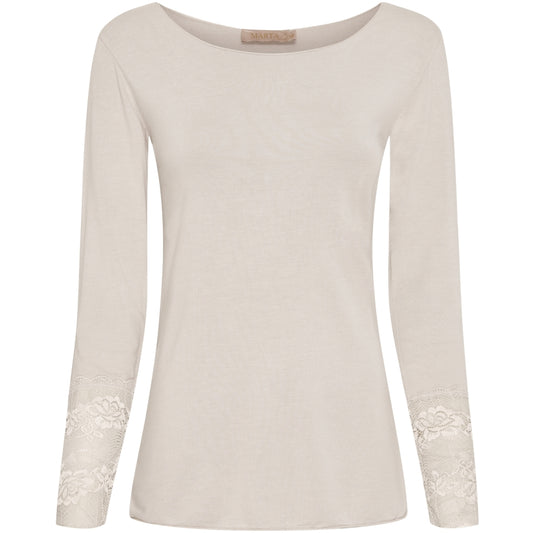 Pitkähihainen MARTA pukeutumispaita pitsihihoilla, naisellinen ja tyylikäs arkeen ja juhlaan.