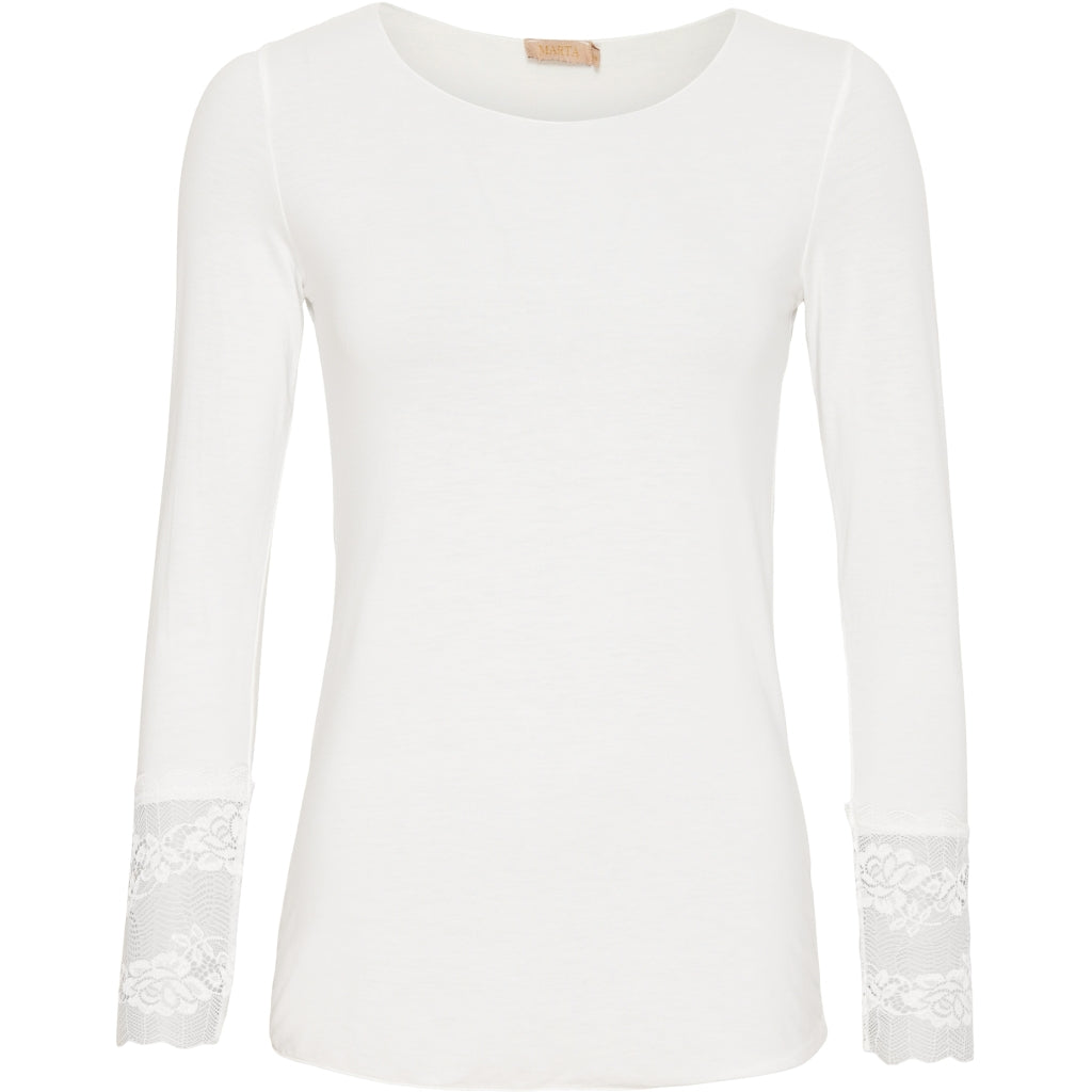 Pitkähihainen MARTA pukeutumispaita pitsihihoilla, naisellinen ja tyylikäs arkeen ja juhlaan.
