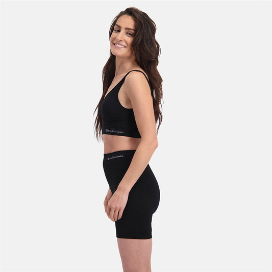 SUZE Seamless -biker shortsit, saumaton ja silkinpehmeä malli hameiden ja mekkojen alle.