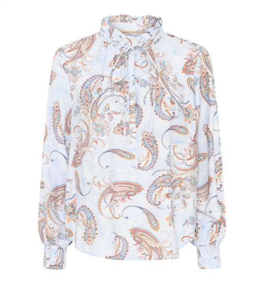 Pastellinsävyinen Carpenter 1 -paita paisley-kuviolla ja puolipitkällä napituksella.