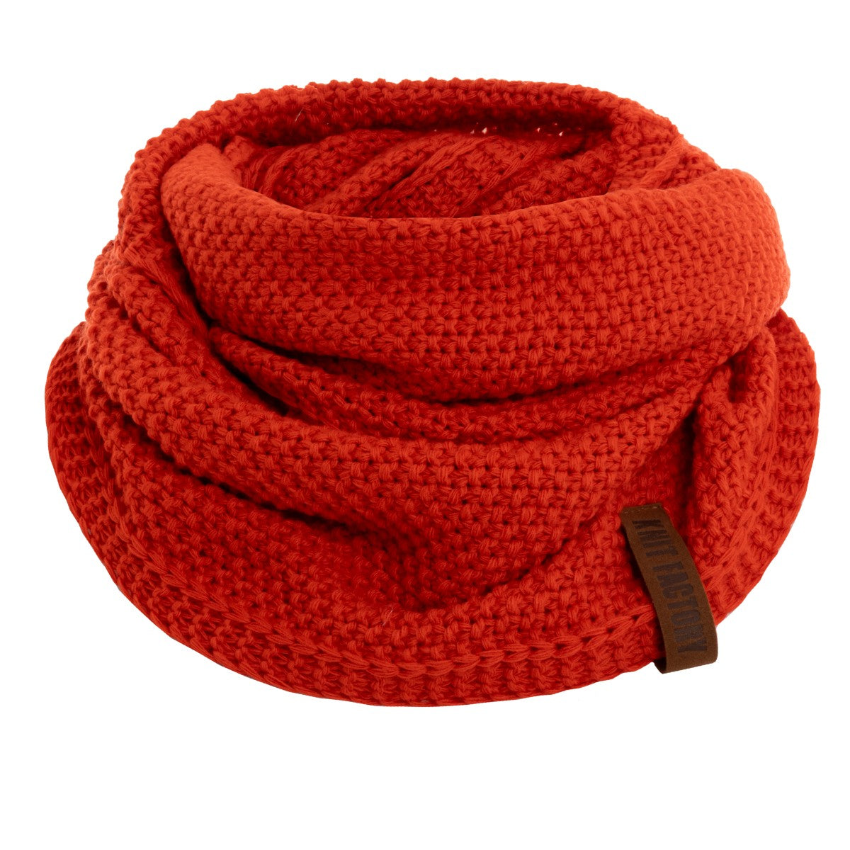 Coco Infinity huivi Knit Factory: kaunis, pehmeä ja lämmin huivi kylmeneviin iltoihin. 