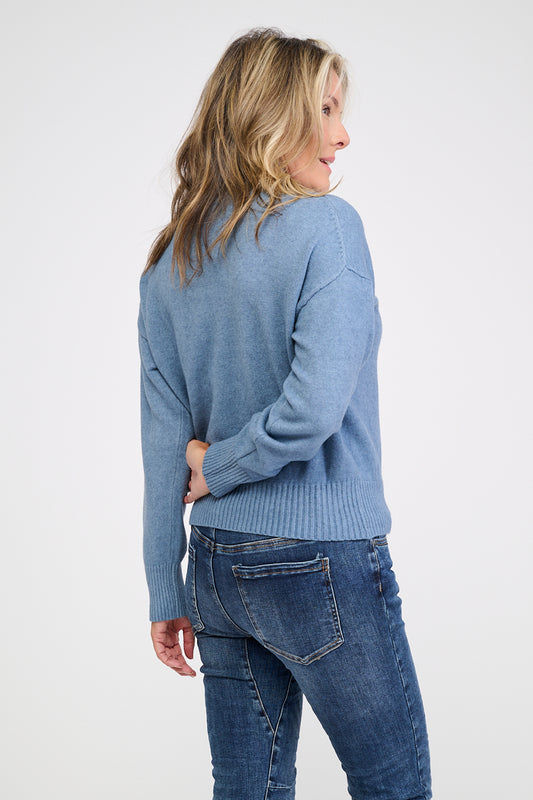 Gianna kilpparineule, klassinen lämmin kilpikonnakauluksinen neule naisille, pehmeä viskoosisekoitteinen materiaali, Kotirouva.