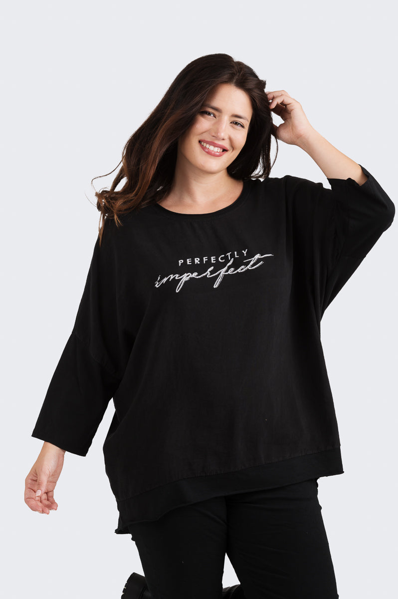 Perfectly Imperfect pitkähihainen pusero – pellava-viskoosi etuosa, puuvillatrikoo hihat ja kimaltava teksti