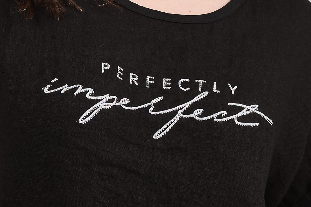 Perfectly Imperfect pitkähihainen pusero – pellava-viskoosi etuosa, puuvillatrikoo hihat ja kimaltava teksti